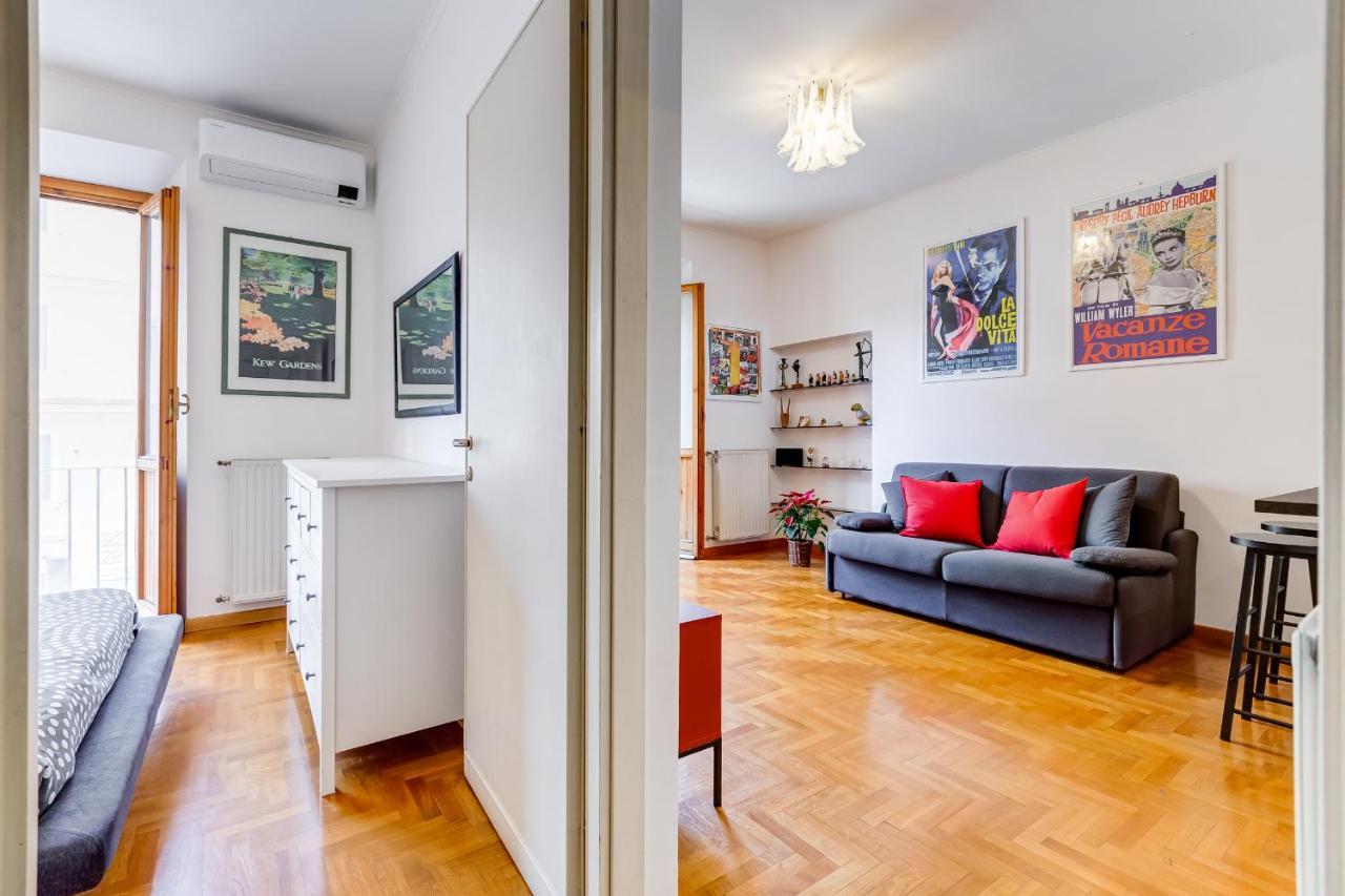 Am House Colosseo Roma Esterno foto